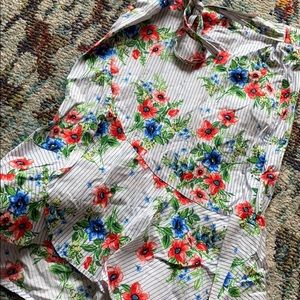 The cutest flow-floral skirt!
